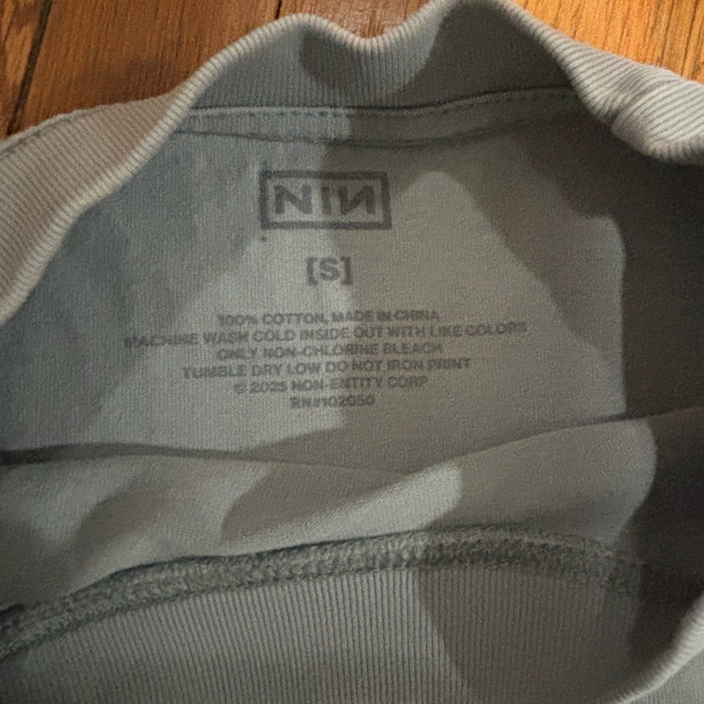 Nin peel it back tour 2025 Men's Gray Graphic T-Shirt - Picture 5 of 5